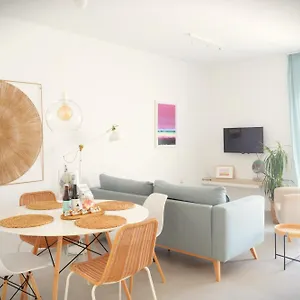 https://casa-mar-gines-norte.in-canary-islands.com